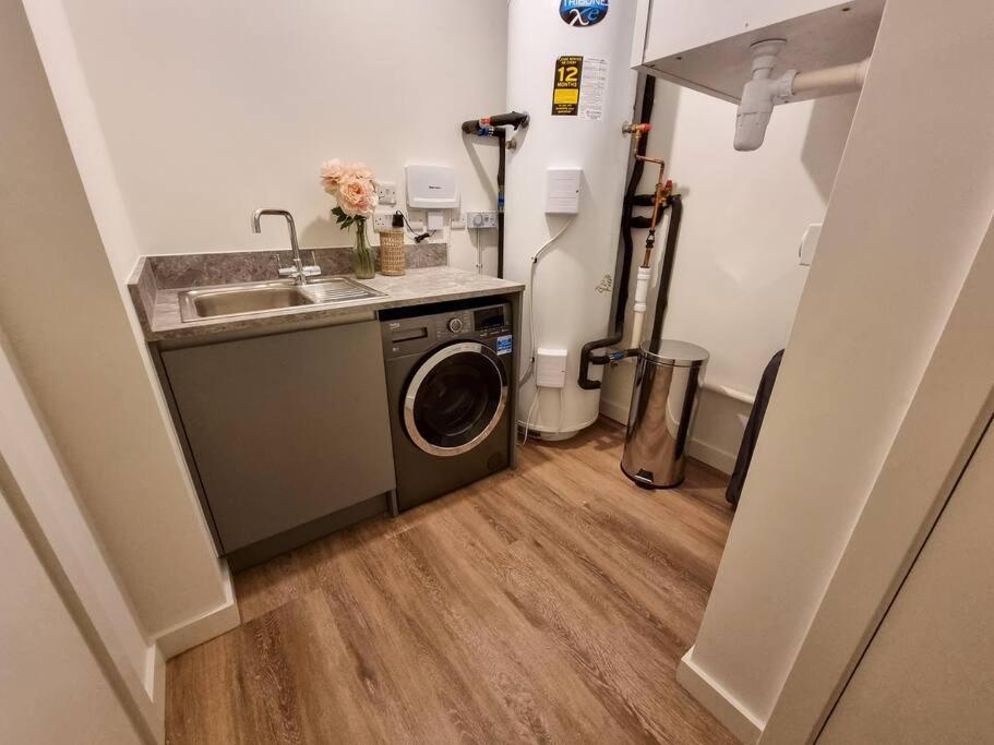 Luxury City Centre Townhouse With Parking Manchester Luaran gambar